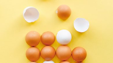 why are some chicken eggs are brown and some are white?