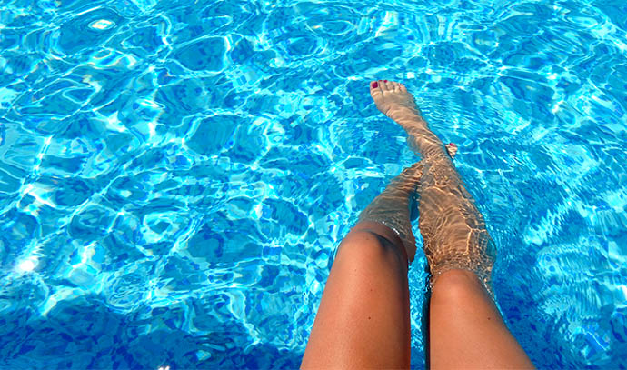 Do you know why does our skin gets tan after swimming in a pool?